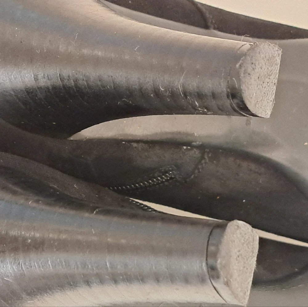 Aquatalia Dorotea Black Suede Waterproof Ankle Bootie Misses Size 8 - Picture 9 of 9